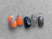 クロ(CULO)/グレー×オレンジニュアンス