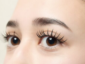 グランディール(GRANDIR)/マツエクで華やかに