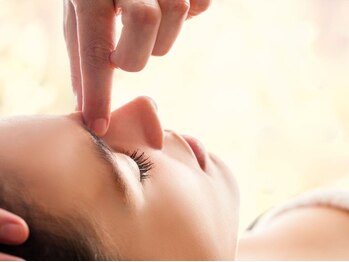 骨から変えるたるみケアサロン Ola【オラ】の写真/「年齢のせい」で片づけないで!体質に合わせたパーソナル美容★ゆらぎ世代の肌・体・心に寄り添います。