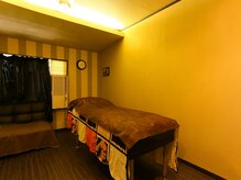 サロン ソルア(Salon SOLUA)/〈Salon SOLUA〉内観