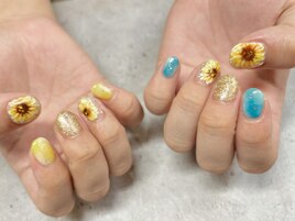 ひまわりネイル