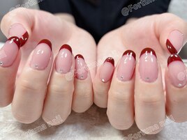 ボルドーフレンチネイル