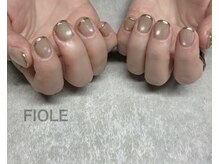 フィオル(FIOLE)/ミラー先端フレンチ♪