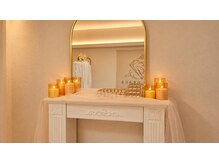 ELLIE GRACE Thai Spa【タイ古式マッサージ/ハーブテントサウナ】ヘッドスパ・足つぼ/ドレッサーもございます