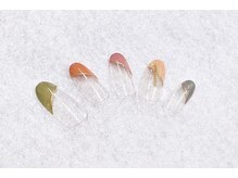 ネイルパキラ(nail pachira)/夏ネイルフレンチ