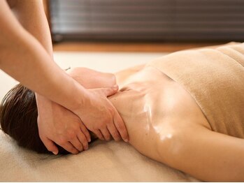 骨から変えるたるみケアサロン Ola【オラ】の写真/【忙しい毎日に、芯から整うリセット時間を】「ほぐす・流す・緩ませる・整う」が叶う骨格深層メソッド★