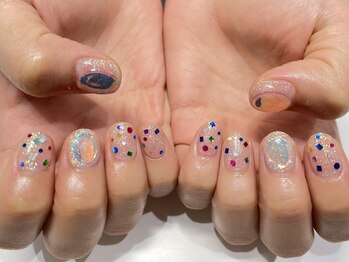 うるうるグリッターネイル☆