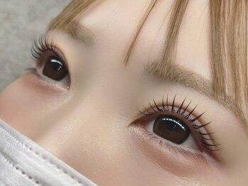 ラリュール(L'Allure)の写真/《&Healthy導入》まつ毛パーマ×まつ毛エクステでお悩み解消&理想のお目元に◎すっぴんも可愛く☆。・