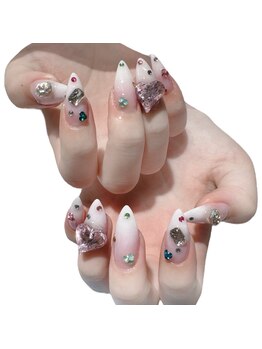 グローネイルズ(Glow Nails)/