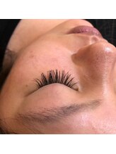 フリルアイビューティ 豊中店(Frill Eye Beauty)/