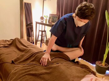 ケーアンドケー(K&K)/施術の様子