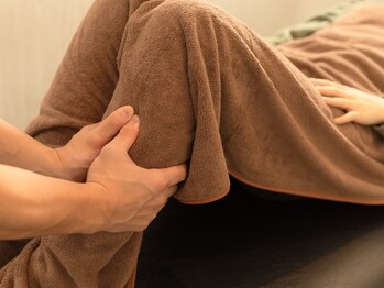 ケアハウス(CARE HOUSE)の写真/リモートワークや自粛による運動不足でガチガチに固まった身体を改善！施術後は身体がスッキリ軽やかに♪
