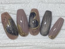 ハニービービー(Honey Bee Bee)/ハートミラーネイル