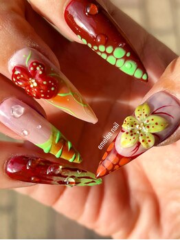 エメリーネイル(emelee nail)/海外ネイル