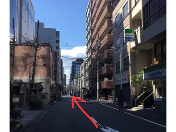 ロータス 日本橋(LOTUS)/人形町駅から（2）