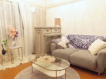 完全個室のプライベート空間、リラックスして施術できます。