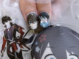 痛ネイル
