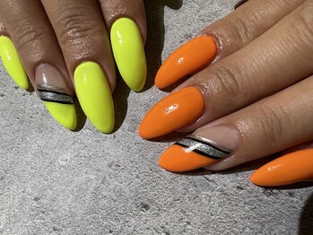 蛍光カラーネイル