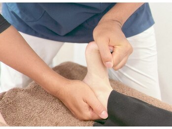 ゆたか整骨院 日赤通り院/足底アーチ整体