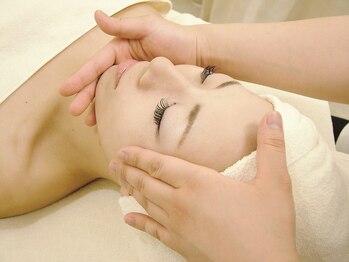 クオーレ ハギワラ(cuore HAGIWARA)/お顔のコリをほぐし血行促進☆