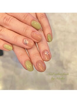 フィオーレ(fiore)/春カラーで手元を華やかに♪