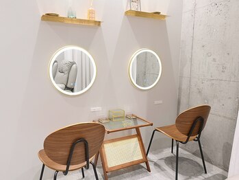 モクバイエイチ 立川南口店(MOC by h)/moc by h make room