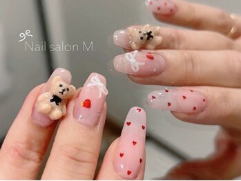 エム(M.)の写真/人気の韓国/ワンホンネイルもお任せ♪豊富なカラーとパーツであなたのやりたいデザインを叶える☆