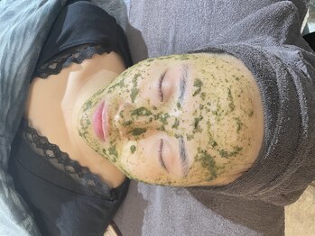 ミラ(Mira)/ハーブピーリング