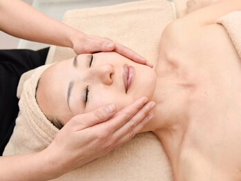 ネロリ(Neroli)/アロマリンパフェイシャル