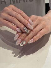 ナチュラルビューティーコンプレックス ティアラ(Natural Beauty complex TIARA)/オーロラネイル