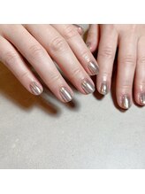 ムー(moo)/ミラーネイル