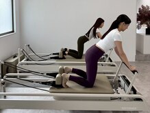 体が硬くても大丈夫。自分のペースでしなやかな身体へ。