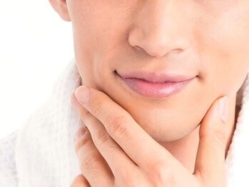 BST【ヘッドスパ/小顔フェイシャル/アイケア/アイブロウ】の写真/【神田駅近】|第一印象を変えるメンズ眉スタイリング★清潔感と信頼感を整え、見違える好印象へ♪