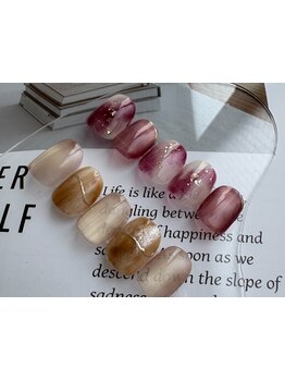 ネイル・アイメニューの同時施術が可能