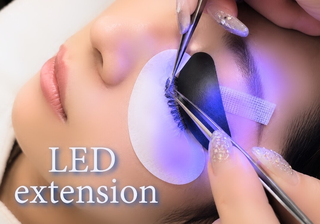 LEDエクステ持続力1.5倍☆フラットラッシュ120本(オフ込)\10400→￥6550