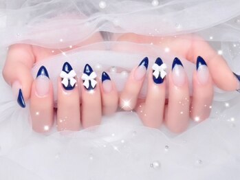 ベルグローアルファネイル(BELLE GROW ALPHA NAIL)/青フレンチネイル
