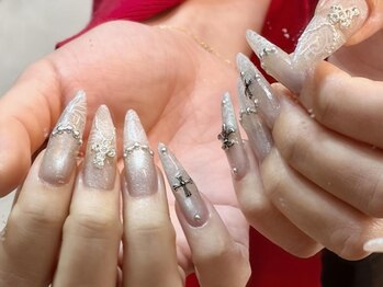 アイネイルズ 天神今泉店(I-nails)/【hinako】フレンチクロム