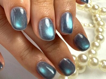 パダアット ヴァラネイル 天神南店(PADA at VALLANAIL)/マグネットネイル/ワンカラー