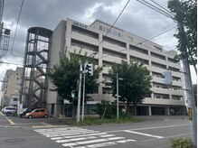 アンリール 旭川店(Anrire)/外観：マンション1階が当店です!