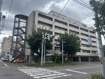アンリール 旭川店(Anrire)/外観:マンション1階が当店です!