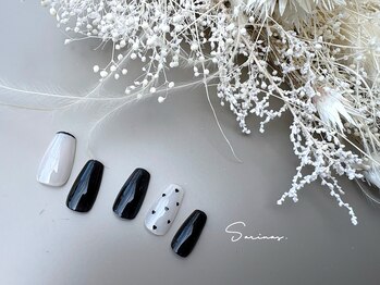 サリナスネイル(SARINASNAIL)/大人可愛いシンプルネイル