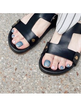 ゾゾ イリプレッセブル(ZOZO irreplaceable)/大人のフットネイル♪