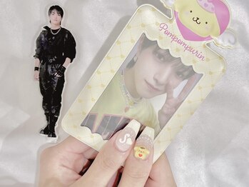 ボニータ(BONITA)/メンカラ黄色ネイル