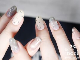 ニュアンスブルーネイル ドット
