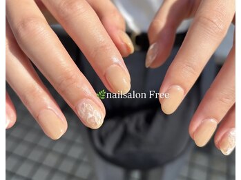 フリー(Free)の写真/シンプルでありながら存在感◎シンプルで洗練された指先を楽しみたい方に☆ちゅるん系ネイルも大人気♪