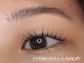 メゾンドボーテ 少路店(MAISON DE BEAUTE)/まつげパーマ＋まゆワックス