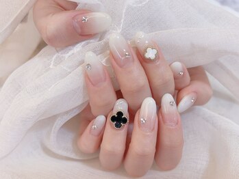 デコール 心斎橋(DECOR)/モノトーンバンクリパーツネイル