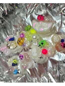 チャーレム ネイル(charlem nail)/モモ　イメージネイルチップ☆