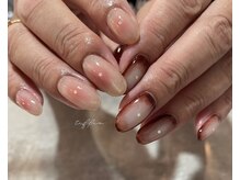 ネイルサロン ティフィン(tiffin)/～アシメチーク・囲みネイル～