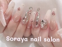 ソラヤ(Soraya)/長さだし持ち込みシンプルネイル